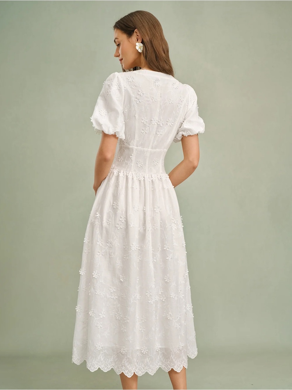 Rihoas White Round Neck Floral Midi Dress - Picture 6 of 9